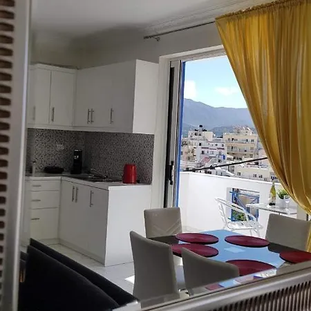 Lilis Apt In Center With Sea View Karpathos Exterior foto